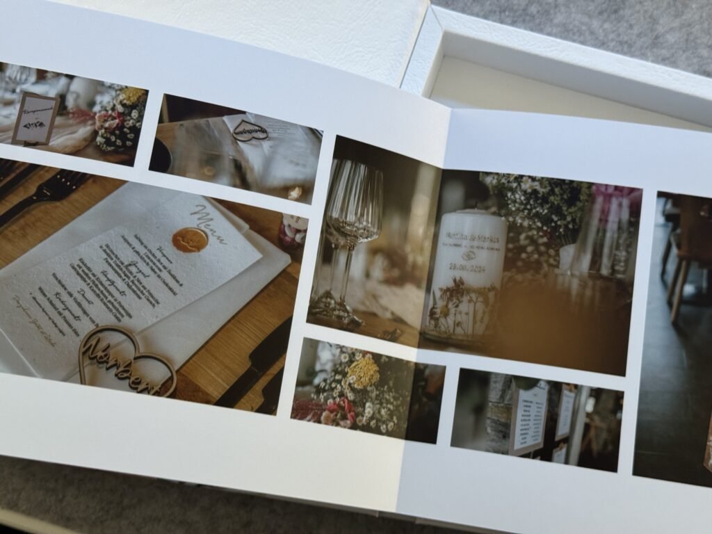 Doppelseite mit Tischdekoration im Fotobuch