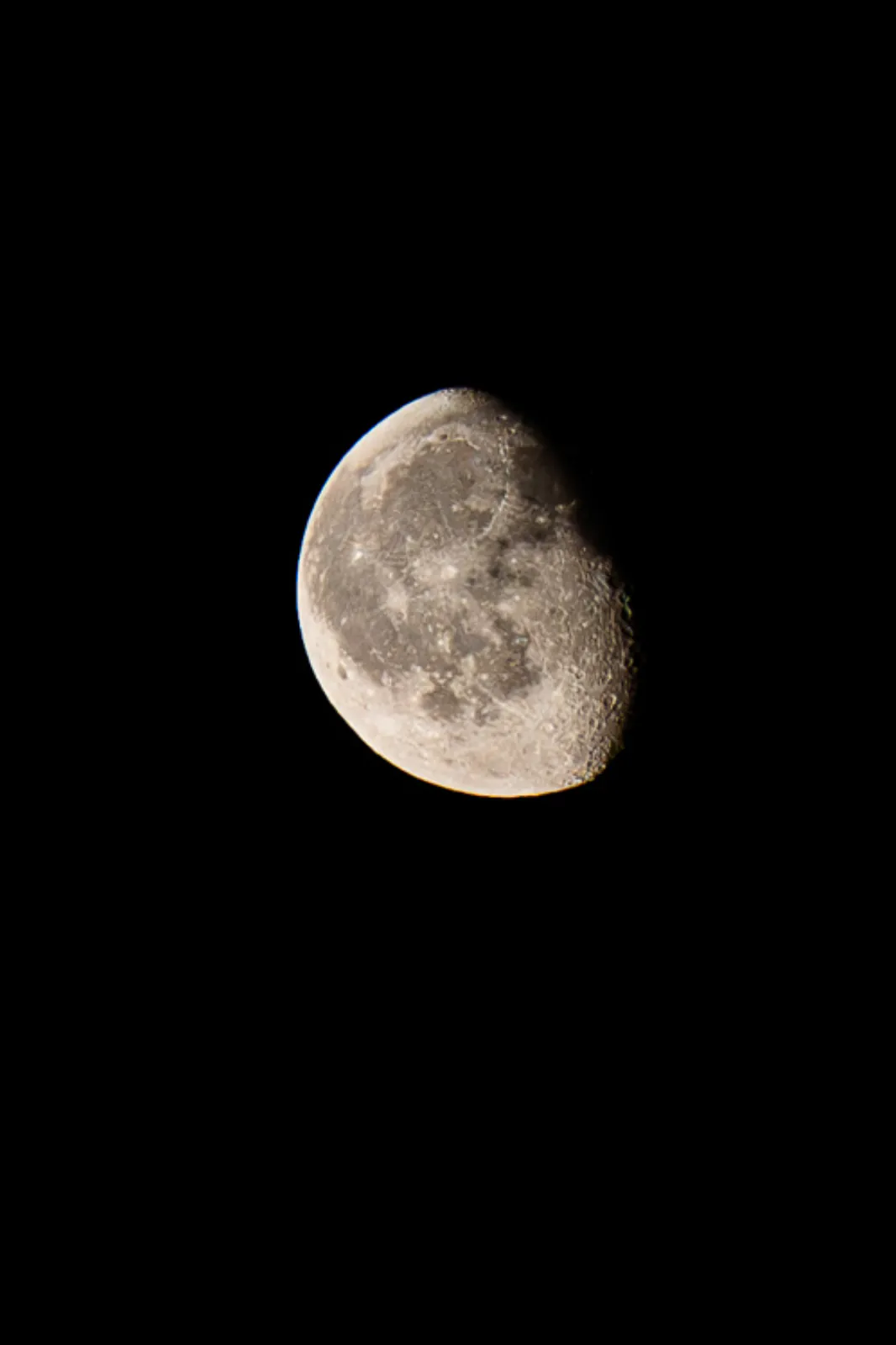 Mond über dem Nachthimmel von Hohenthann beim Zauberwald Festival 2026